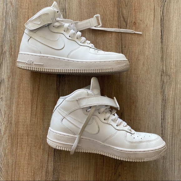 Nike Shoes - Nike Air Force 1